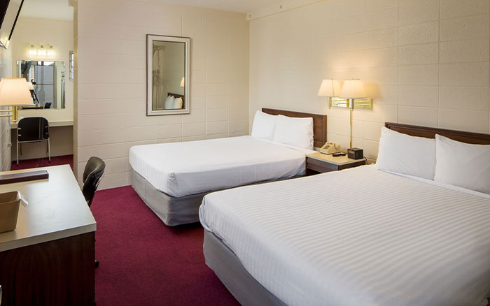 Motor Inn Double Queen Room