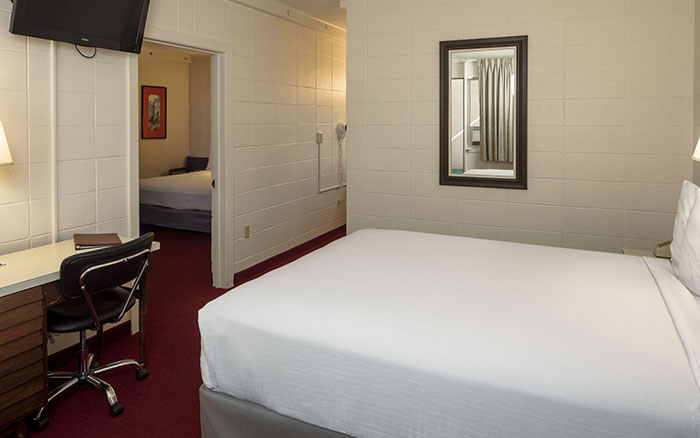 Motor Inn Family Suite